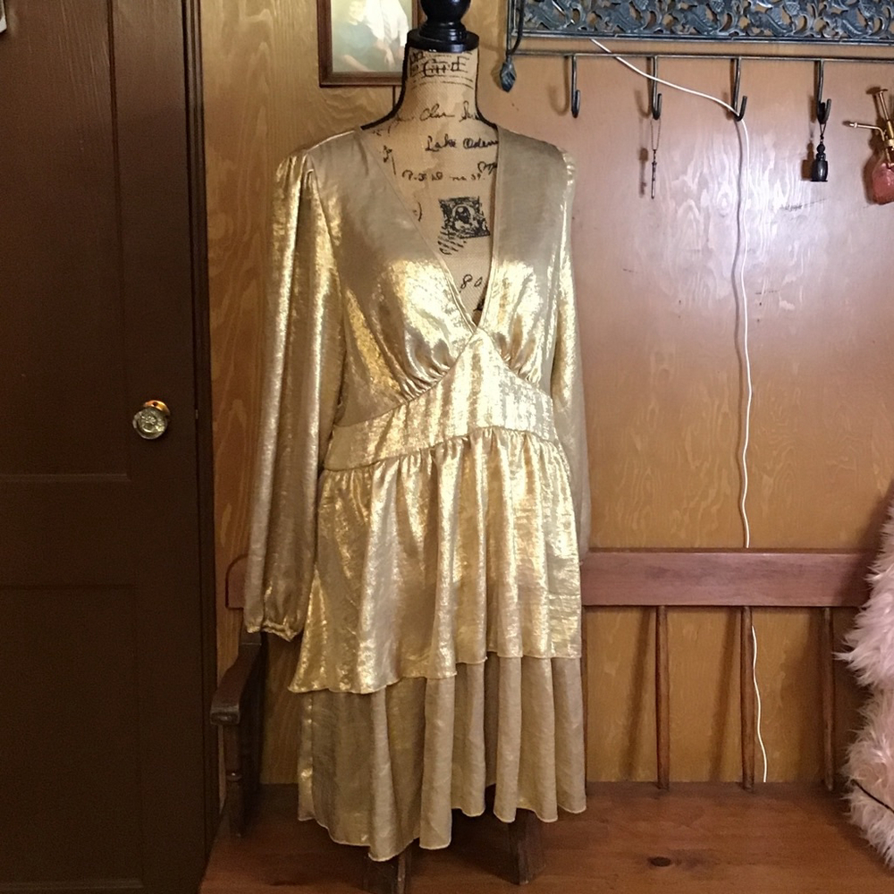 SHEIN Gold Long Sleeve Tiered Dress Plus 2X Formal - Picture 1 of 13